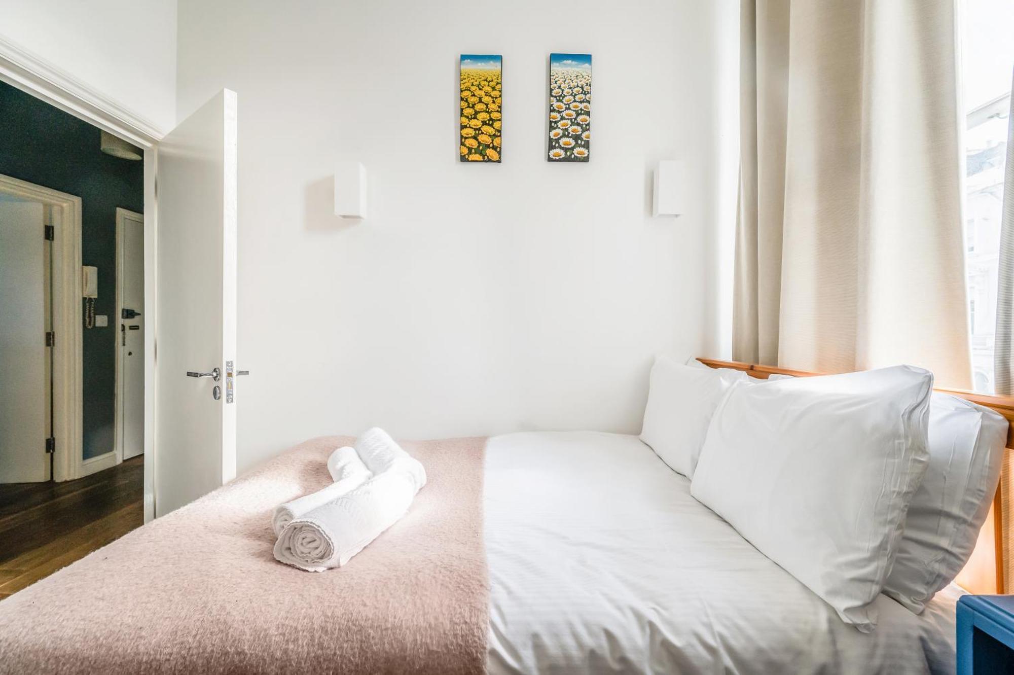 Pass The Keys Notting Hill Hideaway Apartment Лондон Екстериор снимка